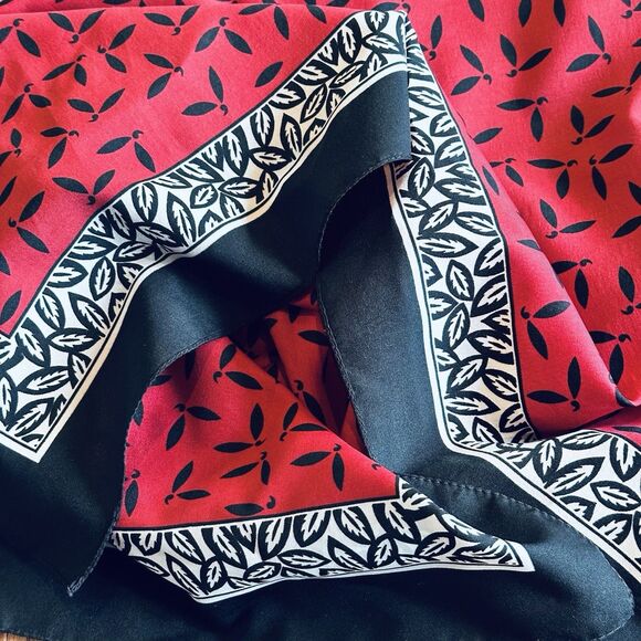 VTG Retro Large Geometric Square Silky Scarf 29" Black Red White Head Wrap Chic - Picture 4 of 5